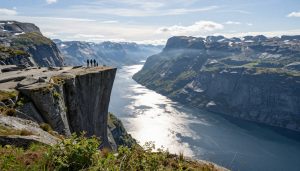 klif preikestolen