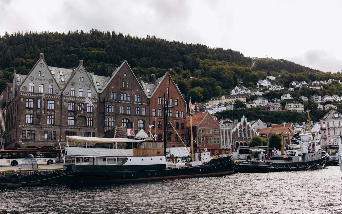 Bergen atrakcje – Plan 2 dni: miasto plus góry albo kultura
