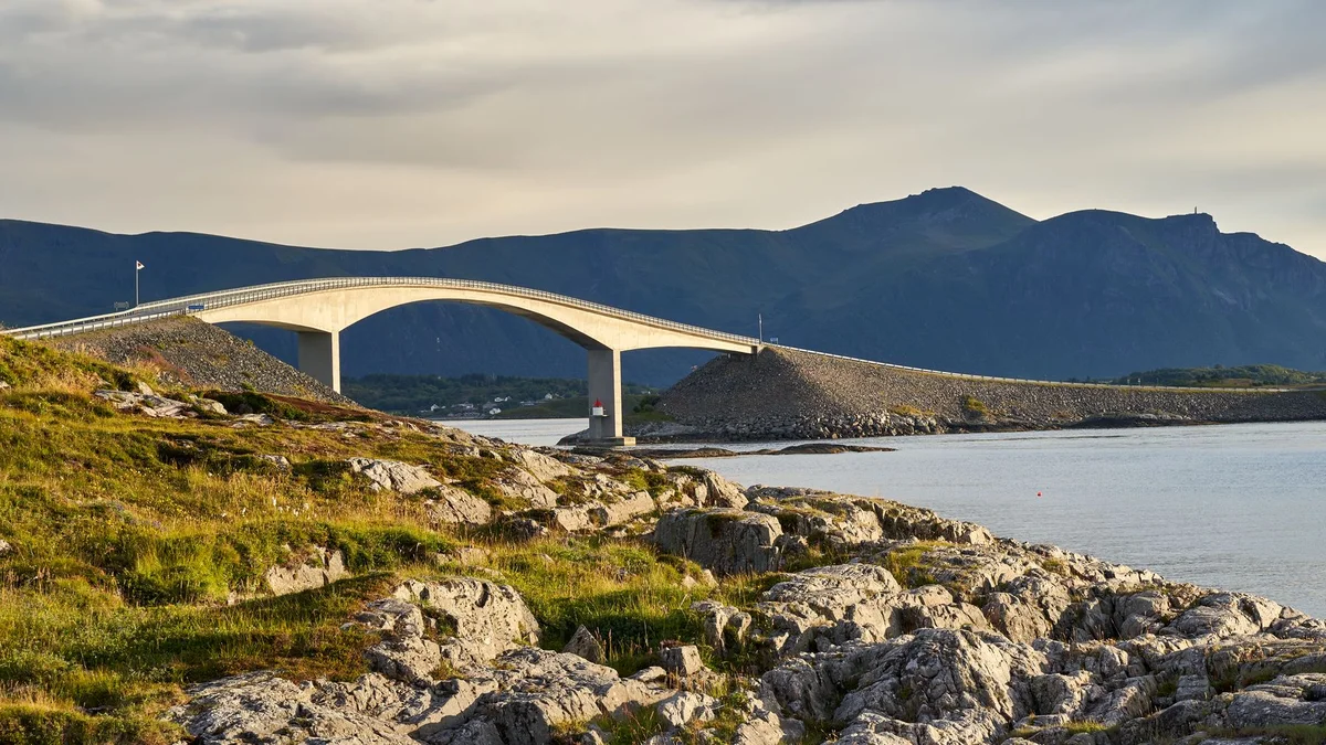Hardangerfjord – widok związany z planowaniem podróży