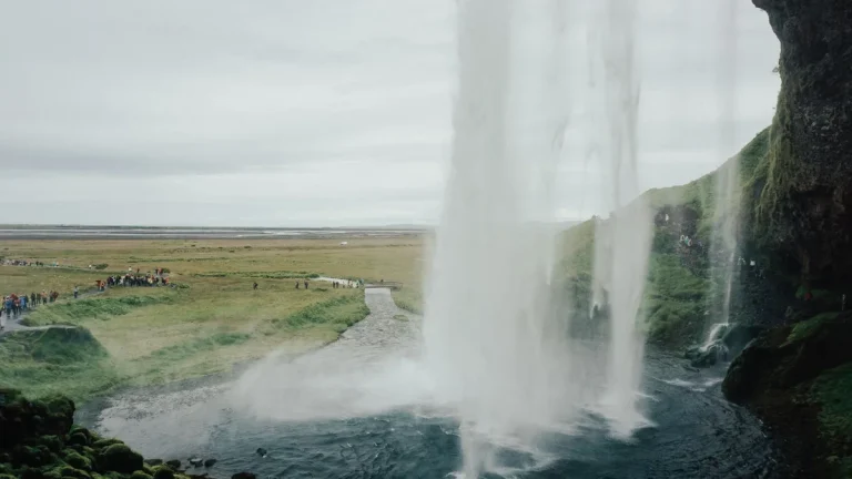 Islandia latem – widok związany z planowaniem podróży