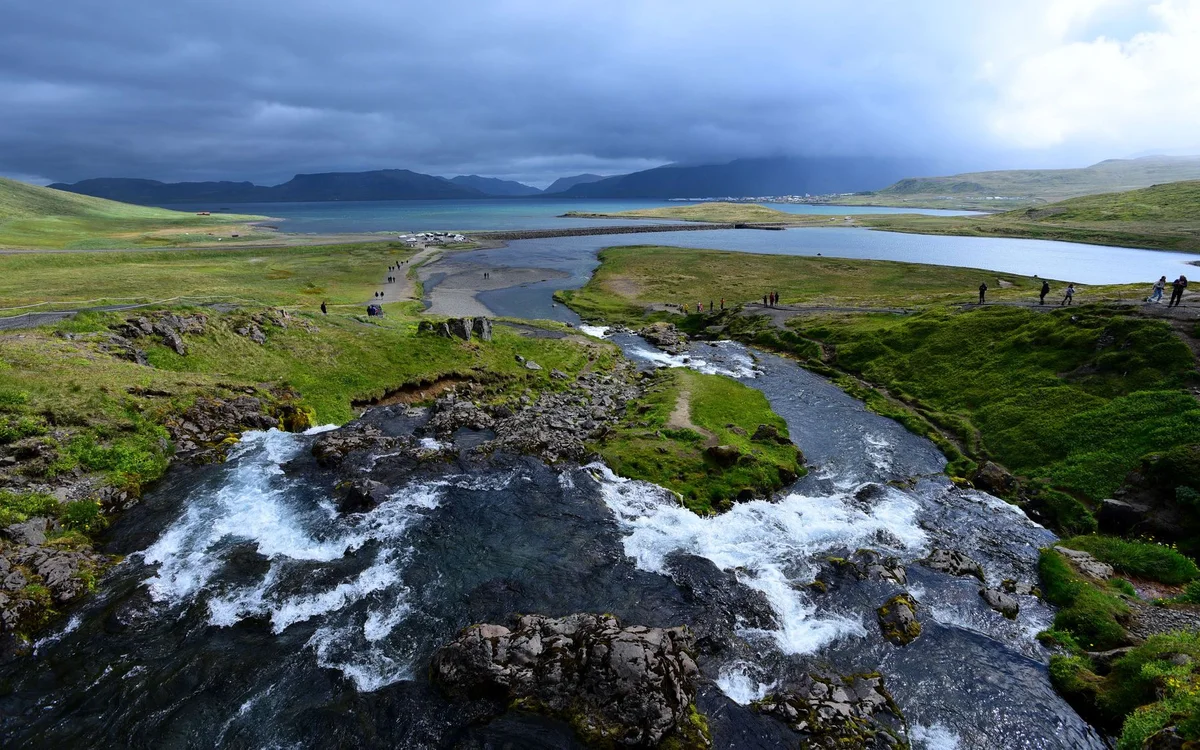 Islandia latem – Rezerwacje: co trzeba zaklepać wcześniej