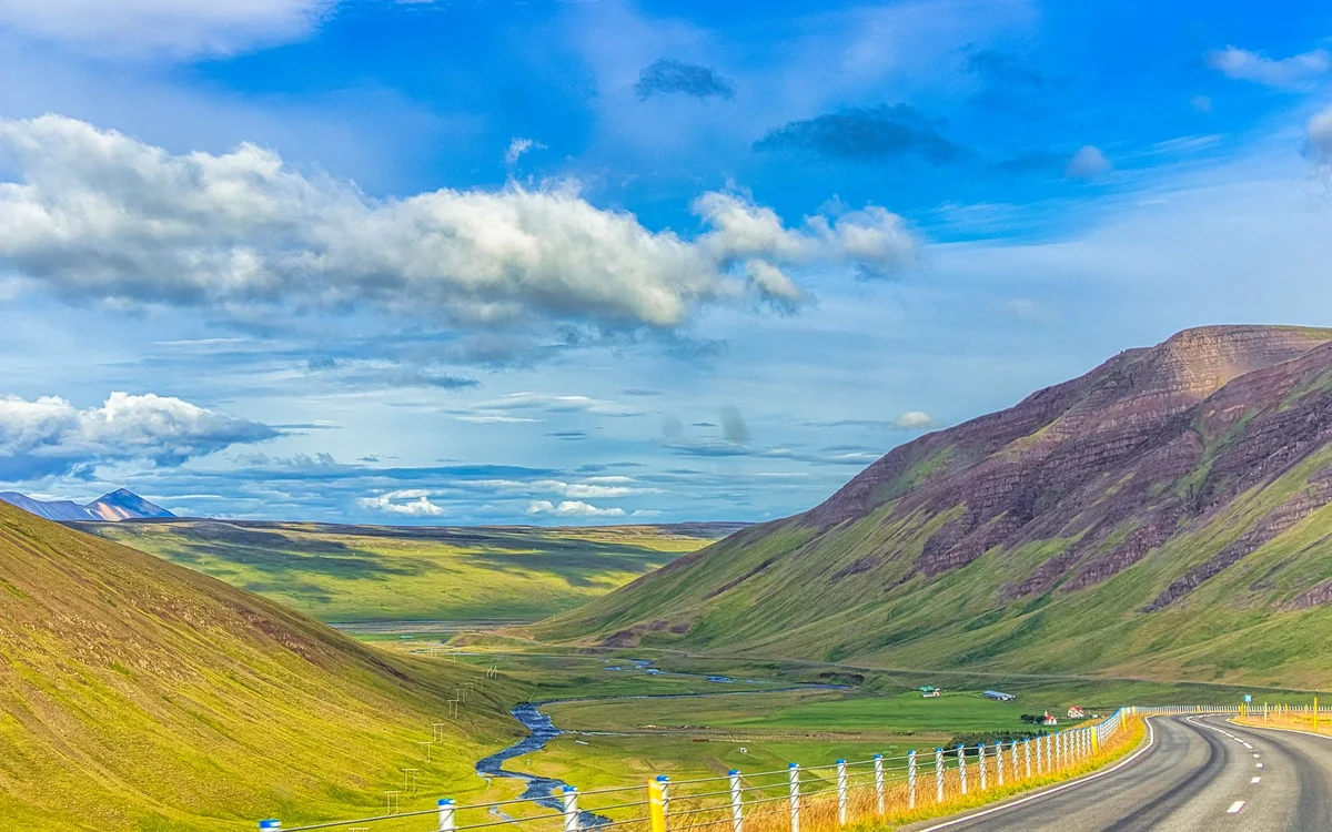 Islandia latem – Ile dni na Islandię latem