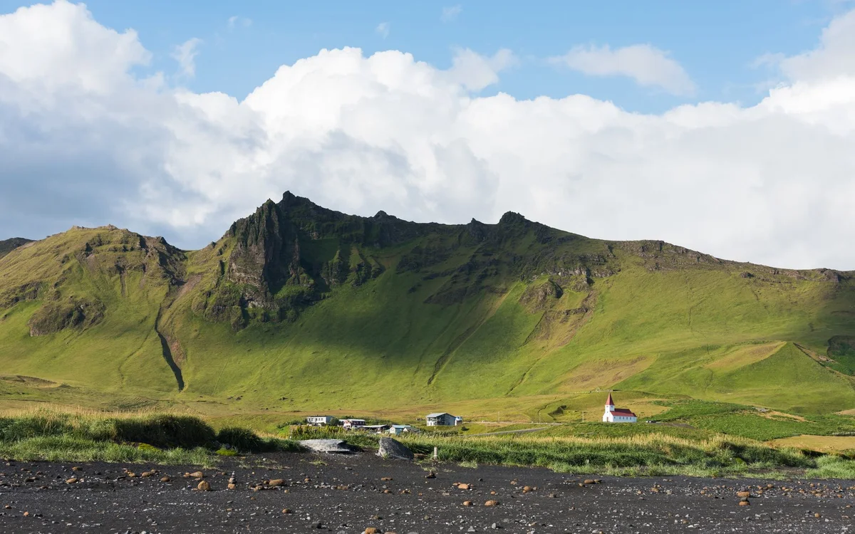 Islandia we wrześniu – Dlaczego wrzesień zmienia sposób zwiedzania