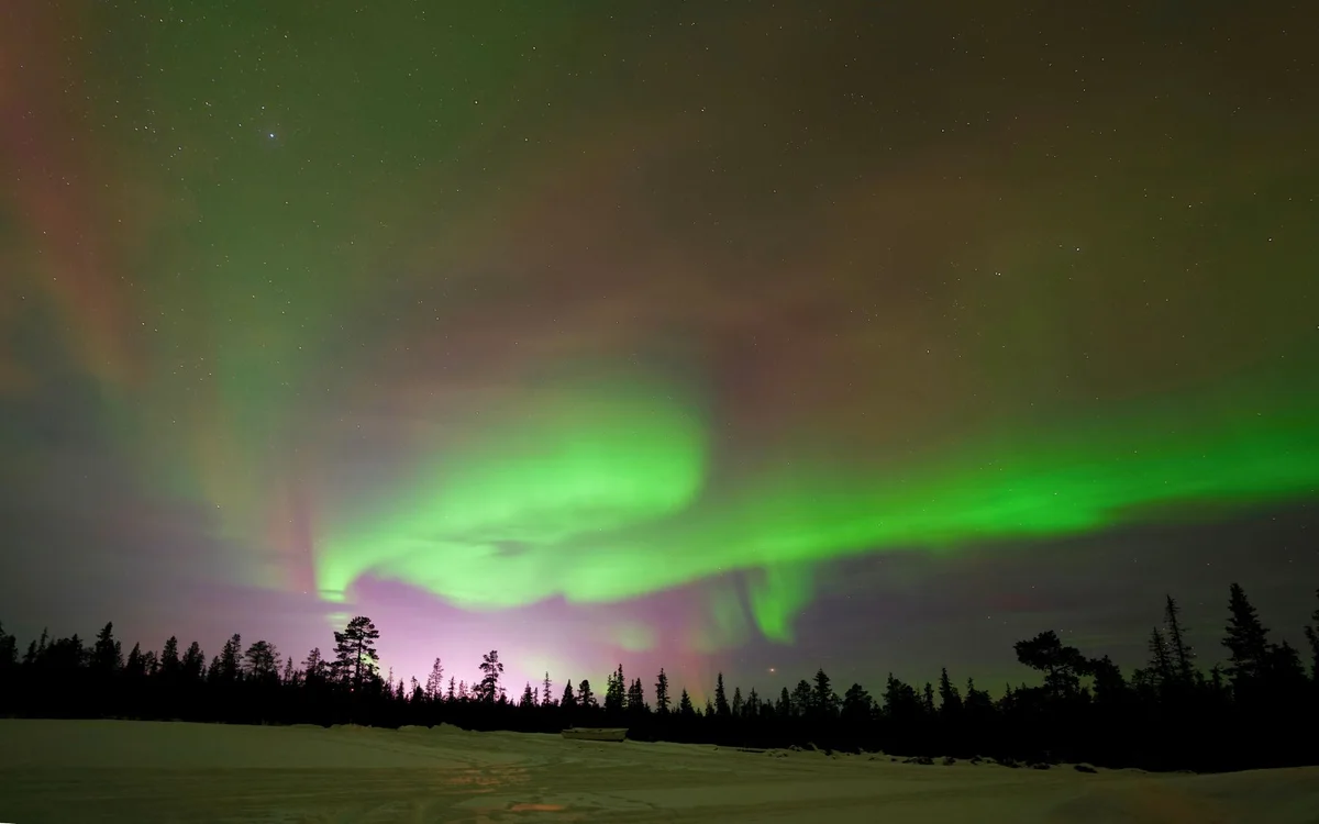 Kiruna Szwecja – Zorza polarna: sezon, warunki i oczekiwania
