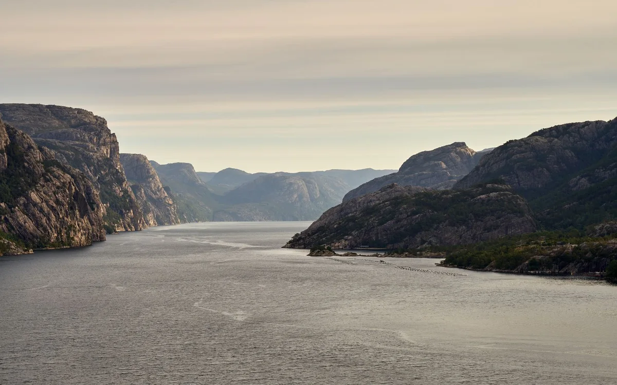 Lysefjord &ndash; Gdzie parkować przy Preikestolen i Kjerag