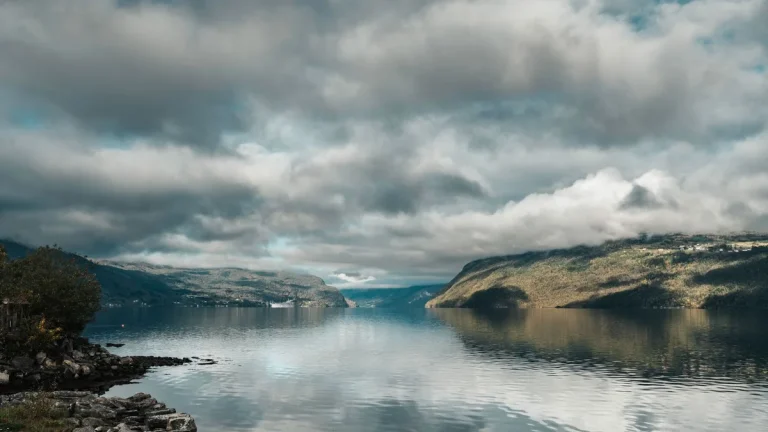 Sognefjord – widok związany z planowaniem podróży