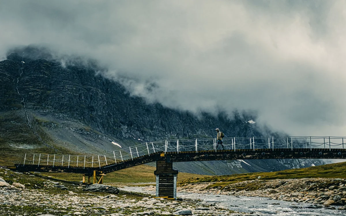 Trolltunga – Trolltunga - najlepszy sezon i typowe błędy