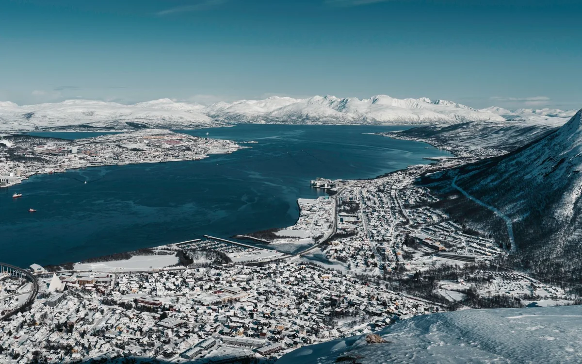 Troms&oslash; zimą &ndash; Fjellheisen, Arctic Cathedral i widoki na miasto