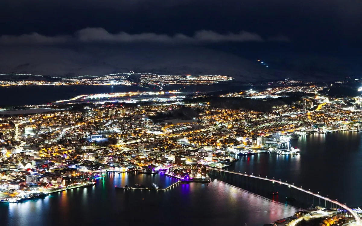 Troms&oslash; zimą &ndash; Troms&oslash; zimą - dojazd, parkingi i lokalne zasady