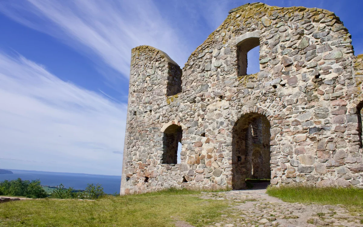 Visby Gotlandia – Jakie decyzje podjąć przed wyjazdem do Visby