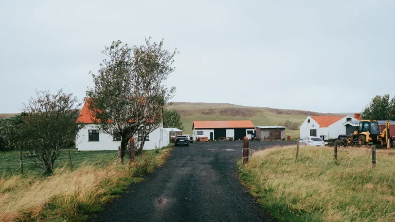 Wynajem auta Islandia – widok związany z planowaniem podróży